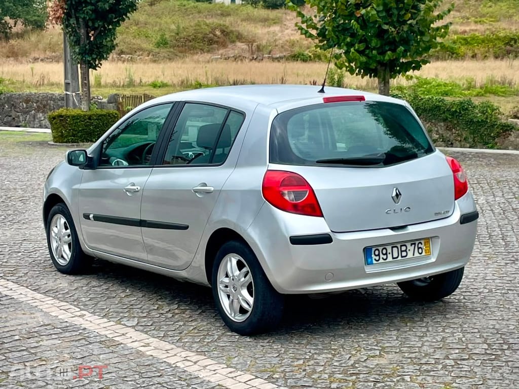 Renault Clio 1.2 16V Confort