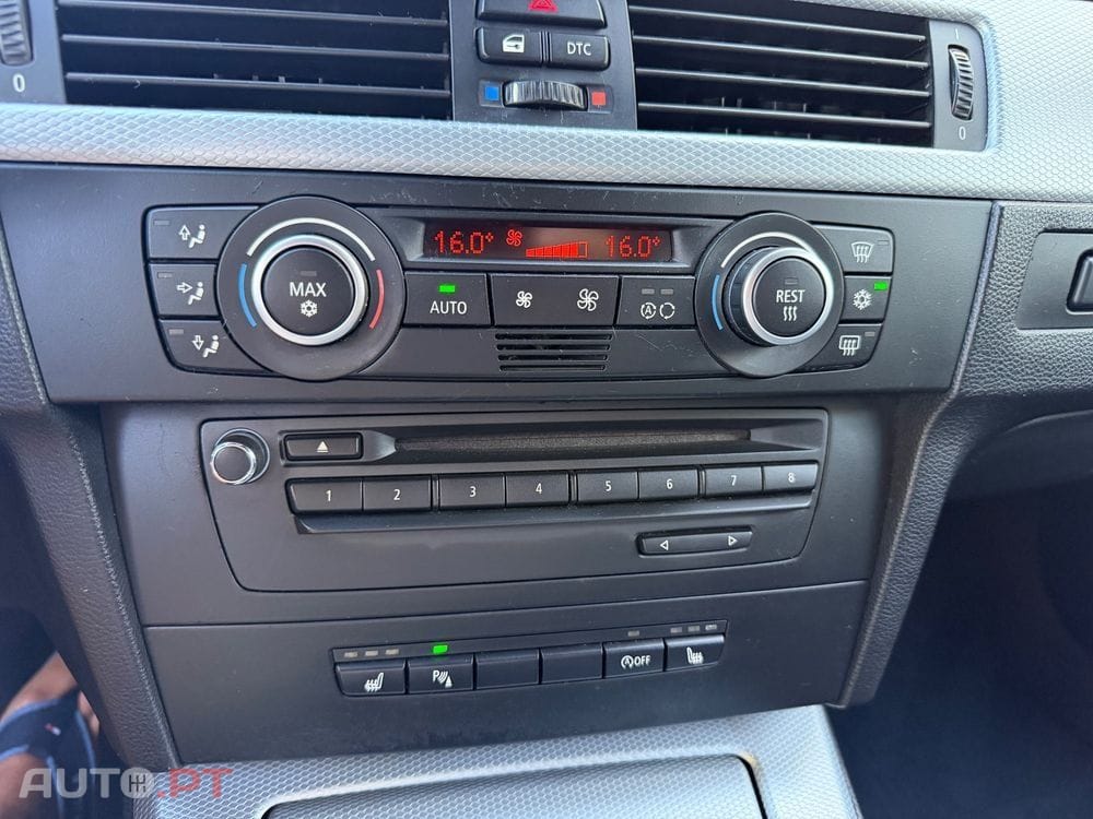 BMW 318 d Navigation Sport
