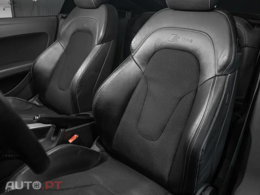 Audi TT 2.0 TFSI S-line