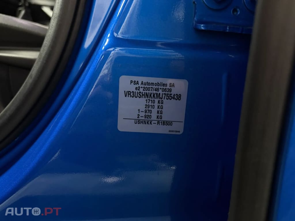 Peugeot 2008 PureTech 100 Stop&Start Allure Pack