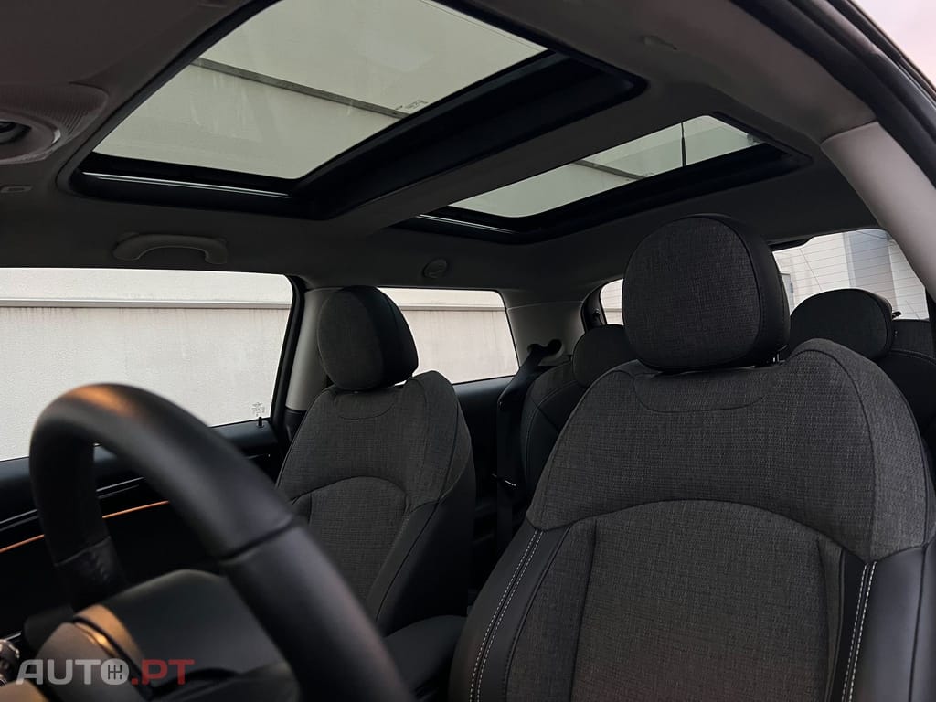 MINI Cooper Cooper Premium Extra Essential Auto