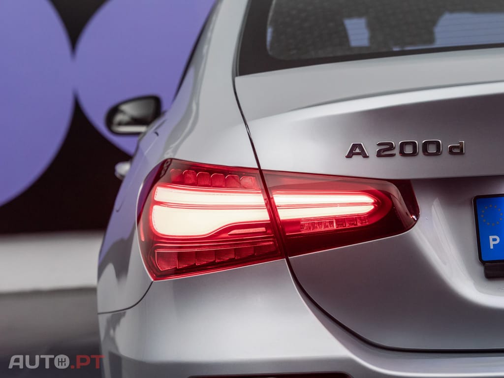 Mercedes-Benz A 200 d