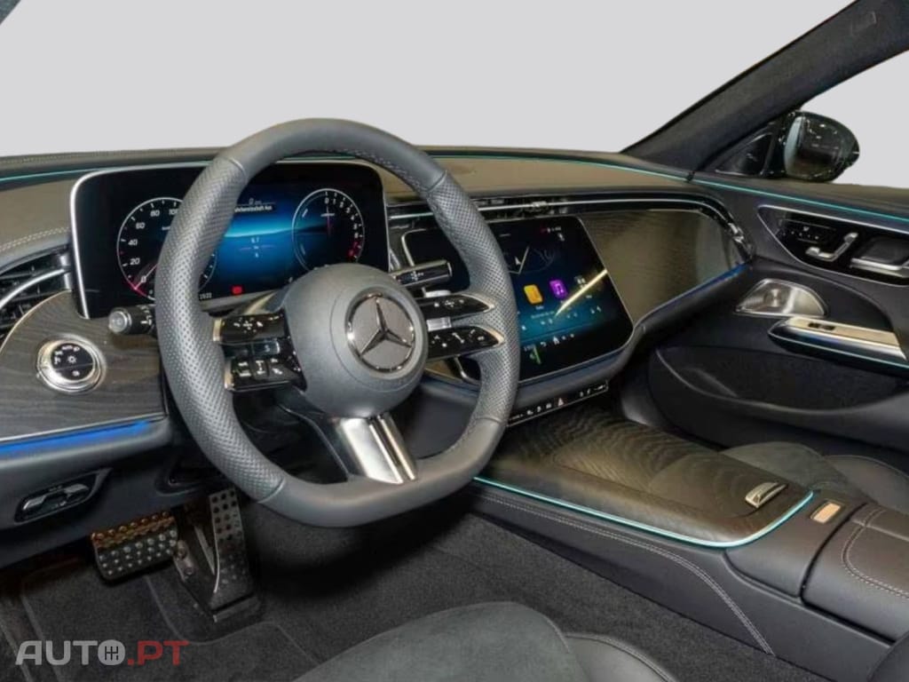 Mercedes-Benz E 300 e AMG  I.V.A DEDUTÍVEL