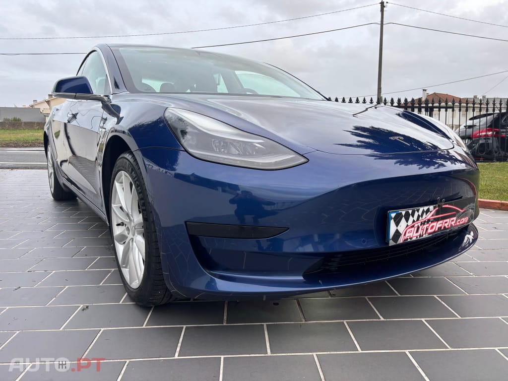 Tesla Model 3 Standard Range Plus RWD