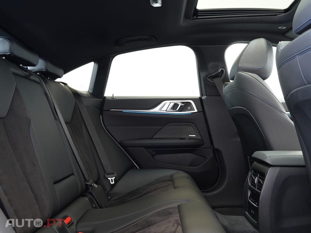BMW i4 eDrive40 Desportiva M