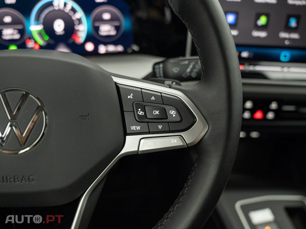 Volkswagen Golf 1.5 TSI e-Hybrid Life DSG