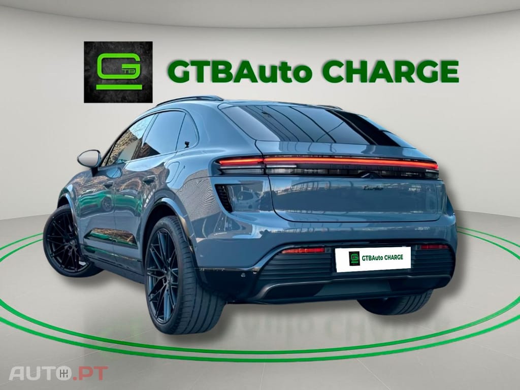 Porsche Macan I.V.A DEDUTIVEL Turbo