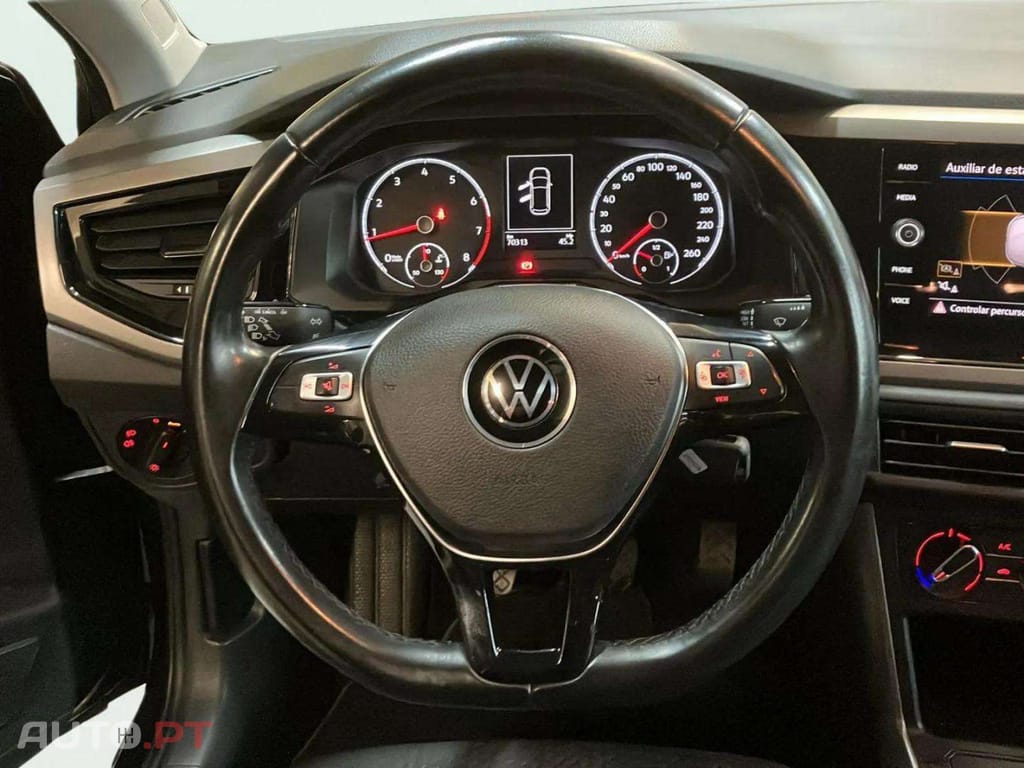 Volkswagen Polo 1.0 MPI CONFORT LINE