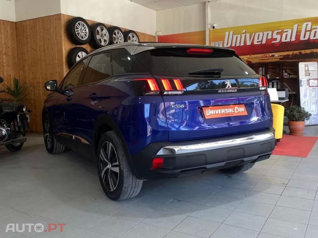 Peugeot 3008 1.2 PureTech Allure