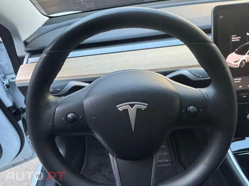 Tesla Model 3 Standard Range Plus RWD