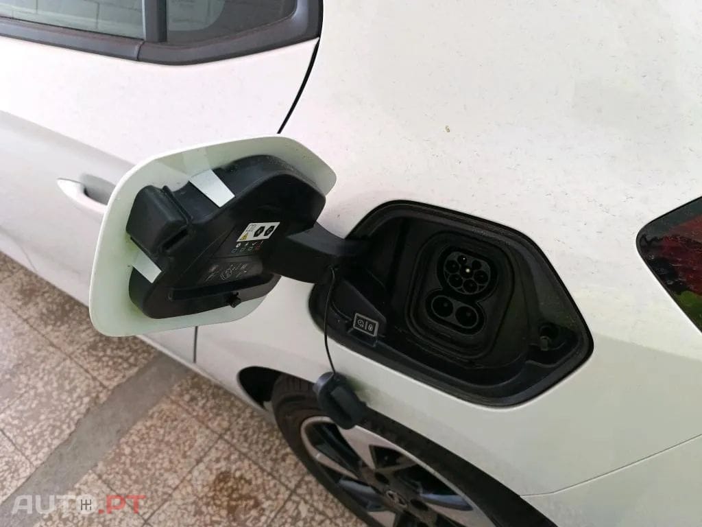 Opel Corsa-E 50 kWh