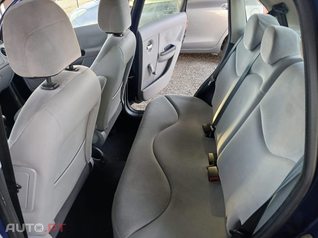 Citroen C3 1.1 Poucos Kms!