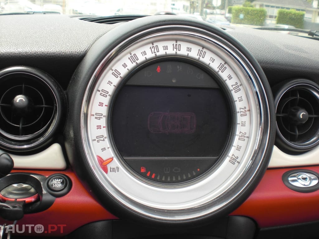MINI Cabrio Cooper D