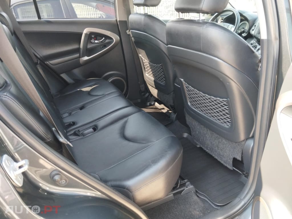 Toyota RAV4 2.2 d4d