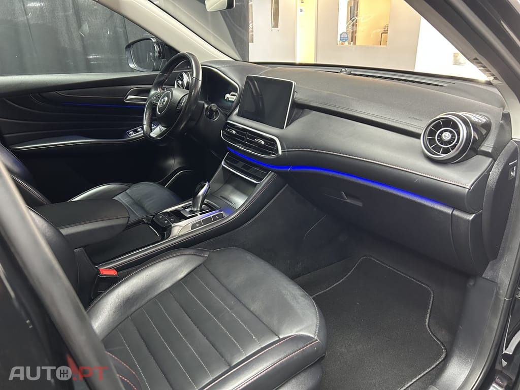 MG EHS 1.5 T-GDI Plug-in Hybrid Luxury