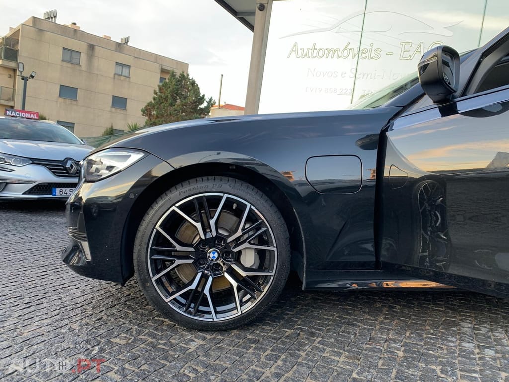 BMW 330 e Touring Line Luxury Auto