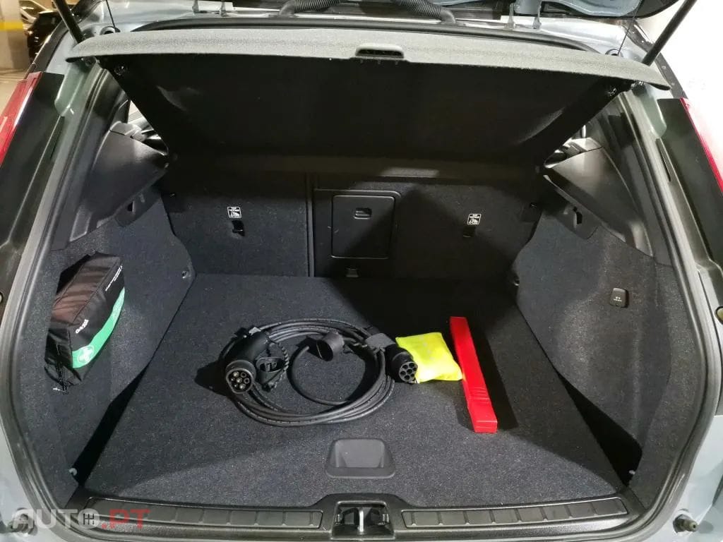 Volvo XC40 1.5 T5 PHEV R-Design Expression