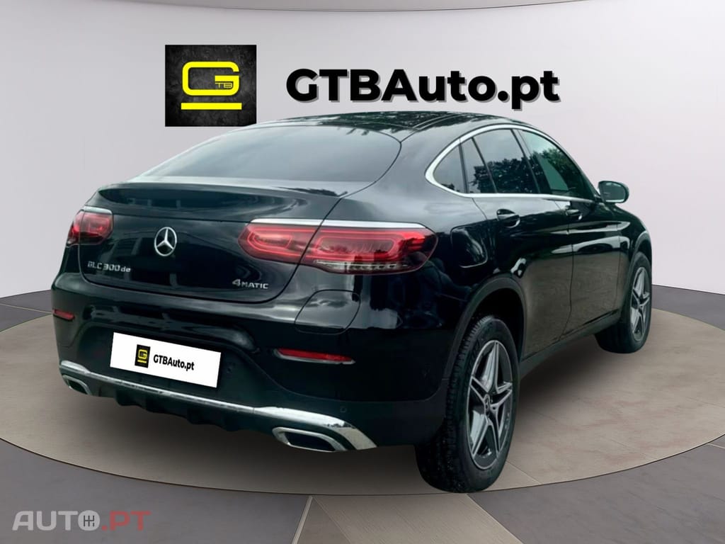 Mercedes-Benz GLC 300 de 4M AMG 