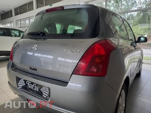 Suzuki Swift 1.3 DDiS GLX