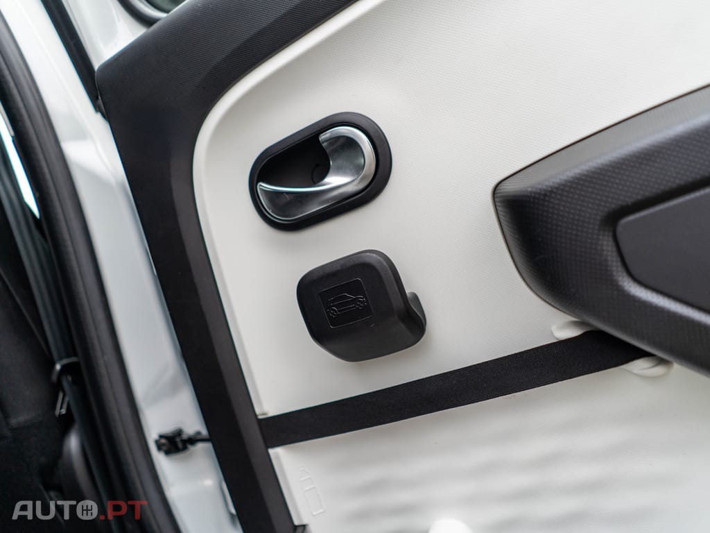 Renault Twingo 1.0 SCe Night&Day