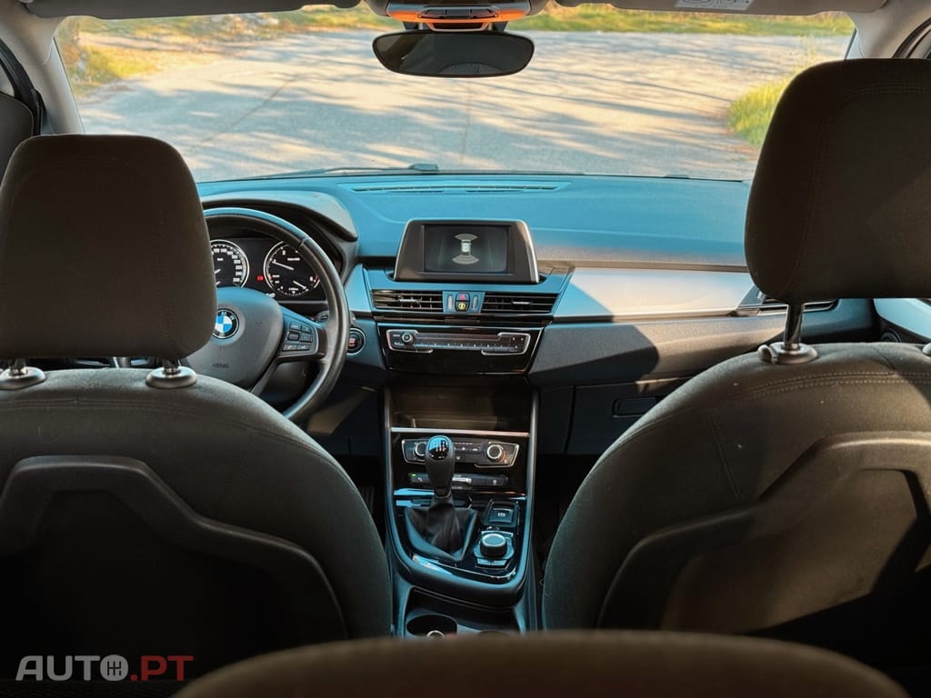 BMW 216 d 7L Advantage