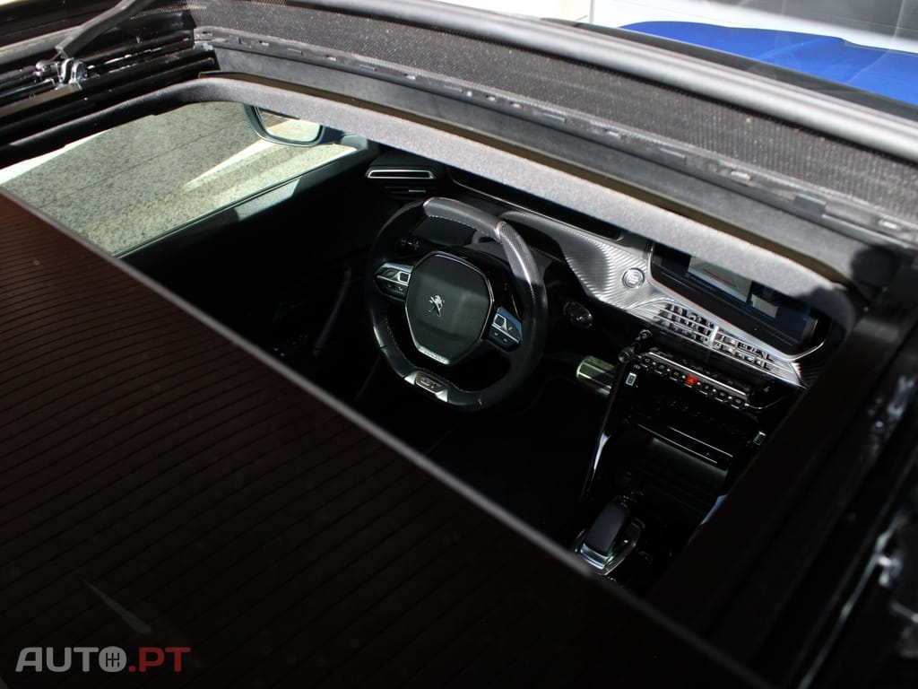 Peugeot E-2008 GT Pack