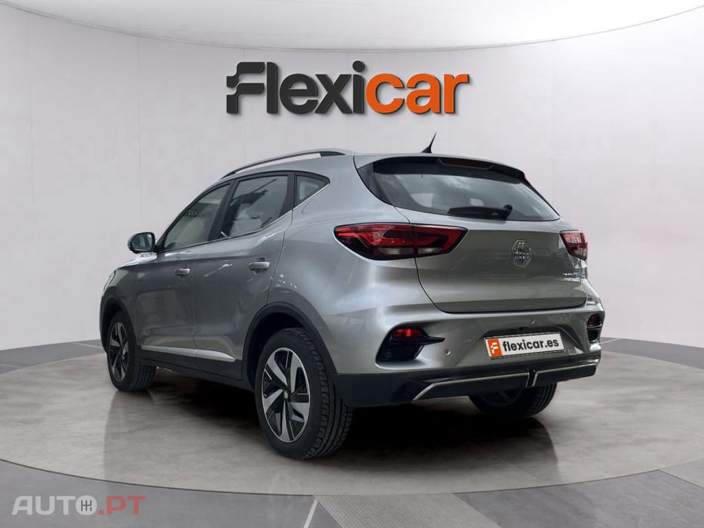 MG ZS EV 72.6 kWh Luxury OBC 11 KW