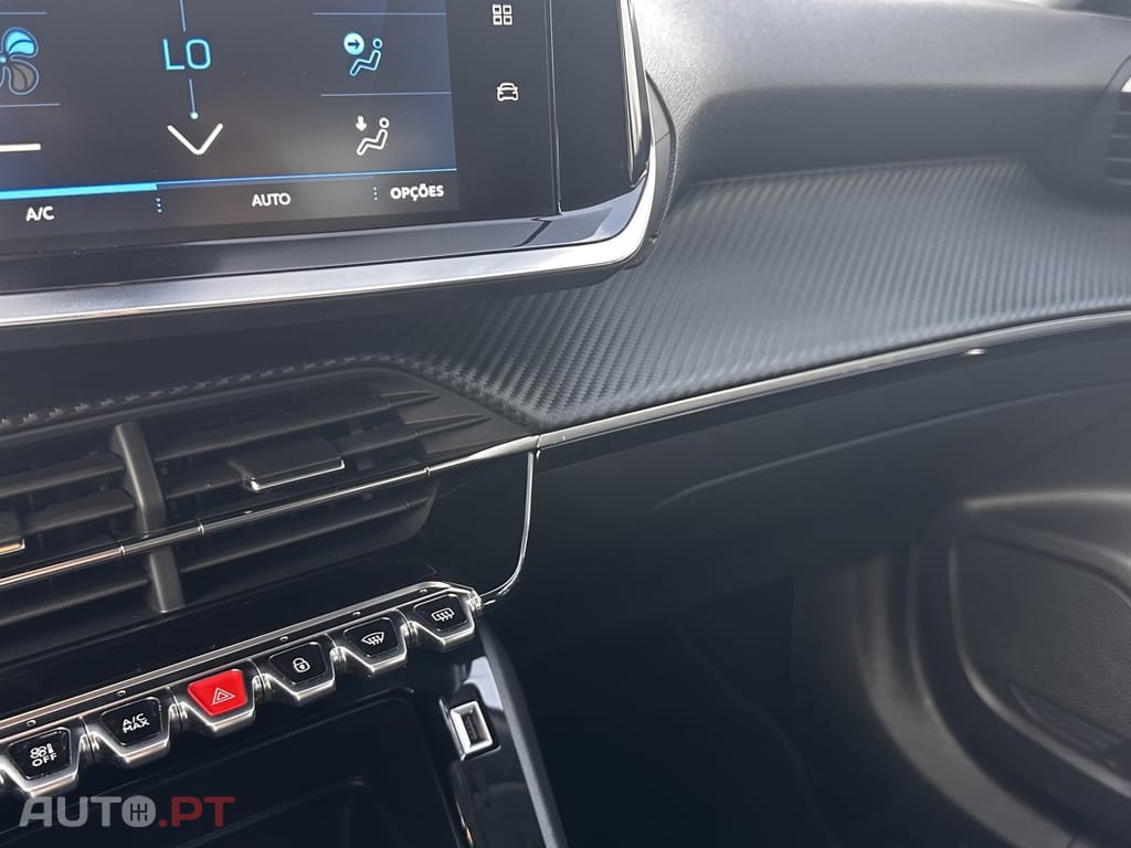 Peugeot 2008 1.2 PureTech Active Pack