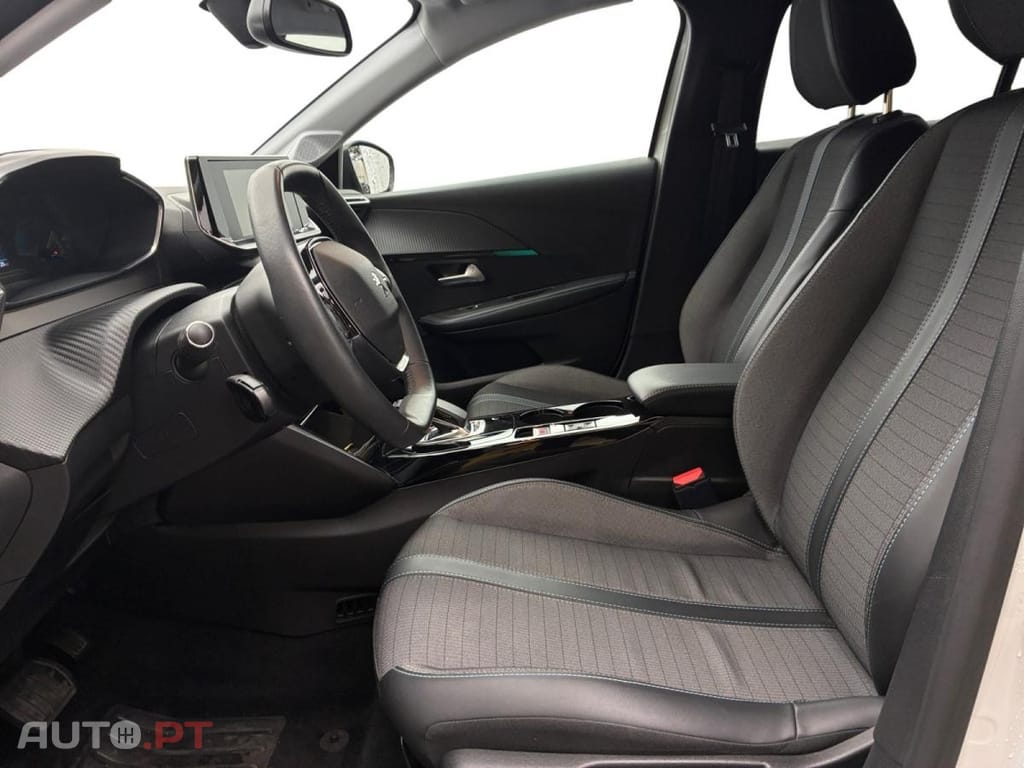 Peugeot E-208 50 kWh Allure