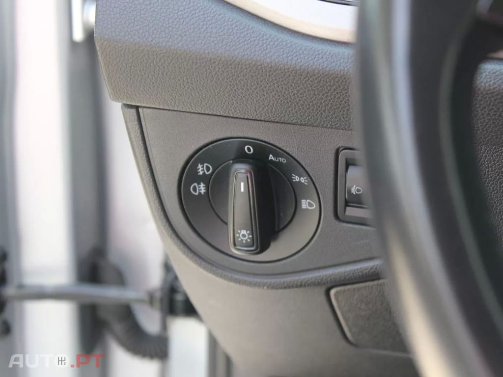 Volkswagen Polo 1.0 Confortline