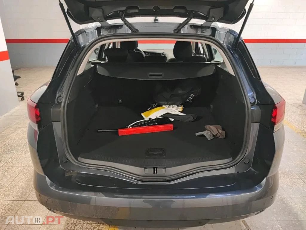 Renault Mégane Sport Tourer 1.5 Blue dCi Equilibre