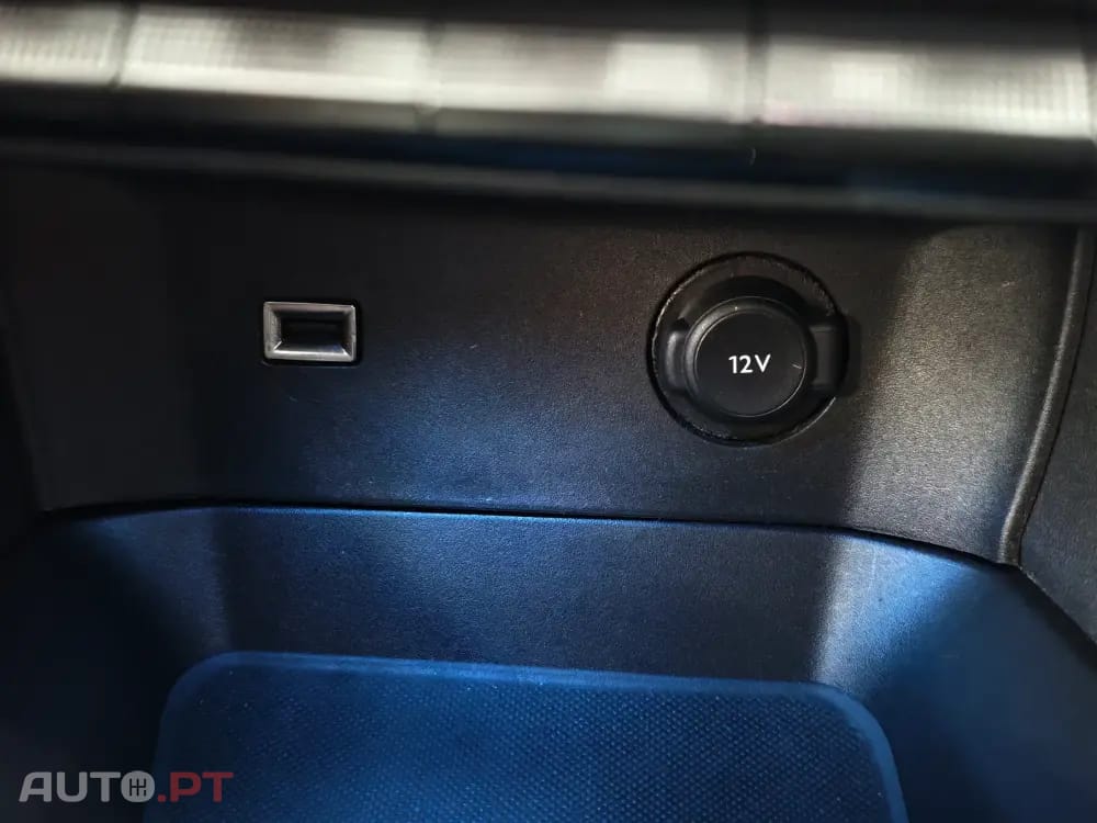 Peugeot 3008 1.5 BlueHDi Crossway EAT8