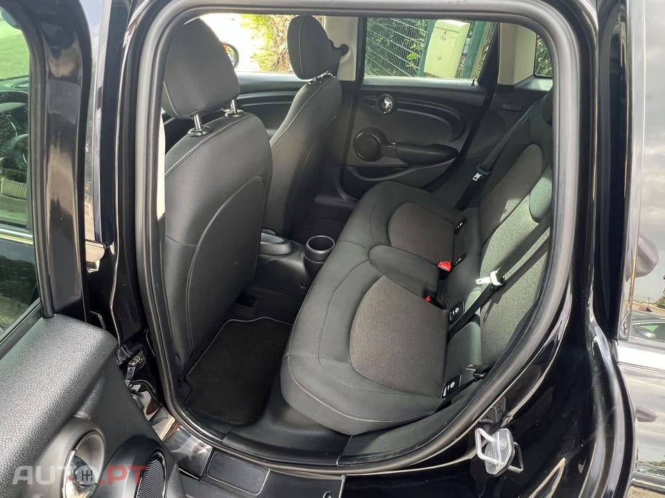 MINI Cooper One D