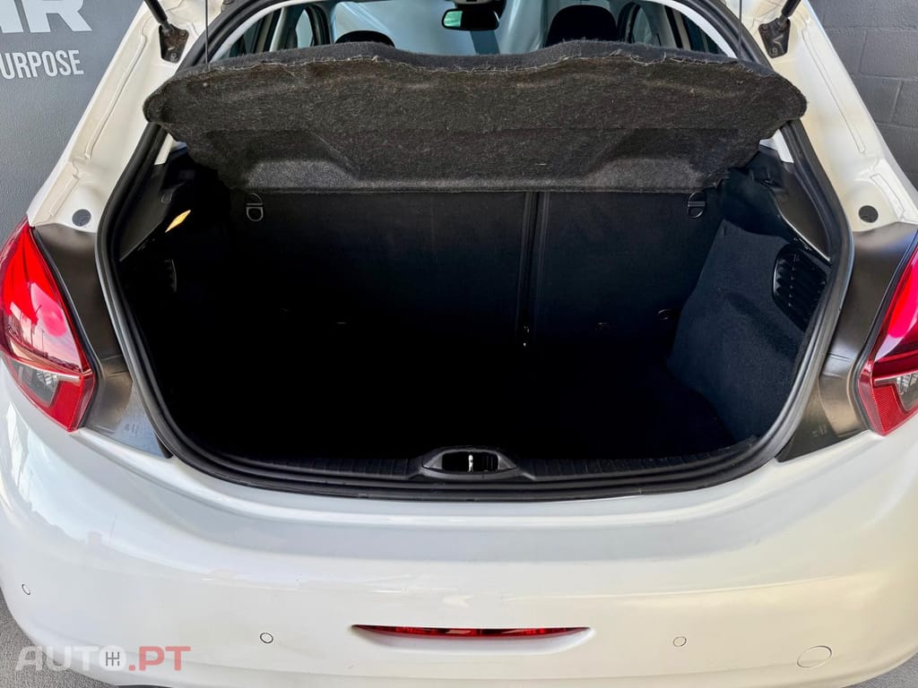 Peugeot 208 1.2 PureTech Tech Edition