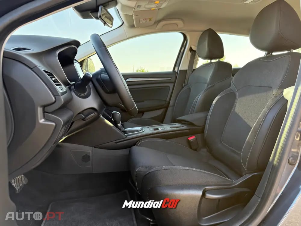 Renault Mégane Sport Tourer 1.6 E-Tech Plug-In Business