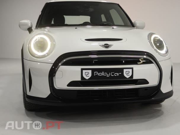 MINI Cooper Cooper SE Premium Essential