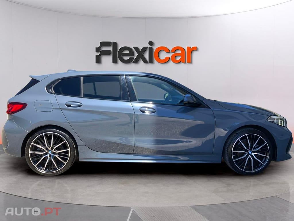 BMW 118 i Pack Desportivo M Auto