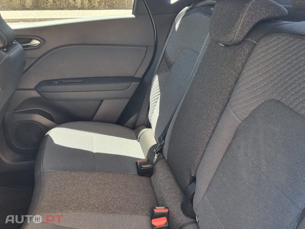 Renault Captur 1.0 TCe Techno Bi-Fuel