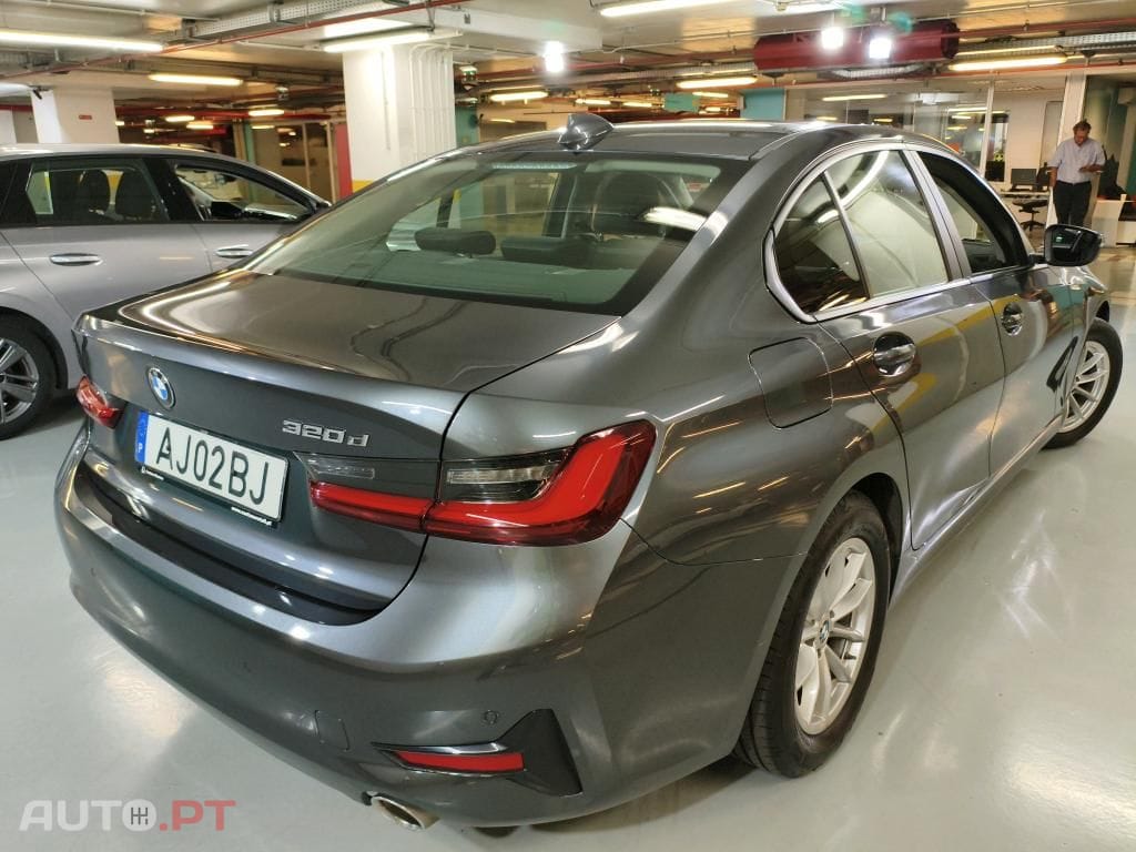BMW 320 d Auto