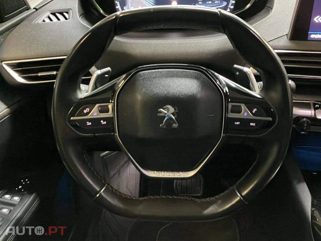 Peugeot 3008 1.5 BlueHDi Allure EAT8