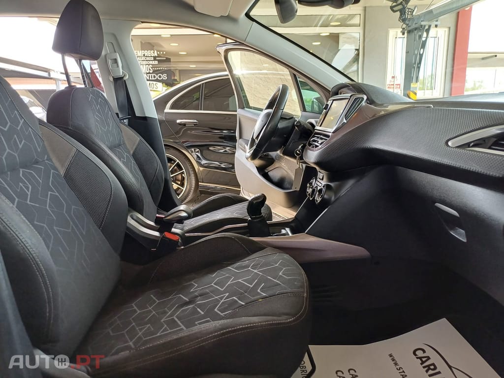Peugeot 2008 1.4 HDi Allure