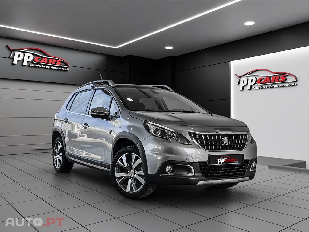 Peugeot 2008 1.2 PureTech Crossway