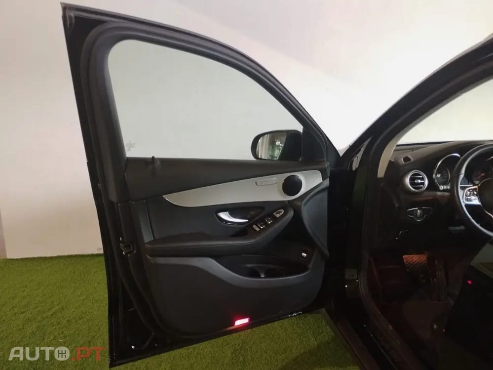 Mercedes-Benz GLC 300 DE 4Matic 9G-TRONIC Exclusive