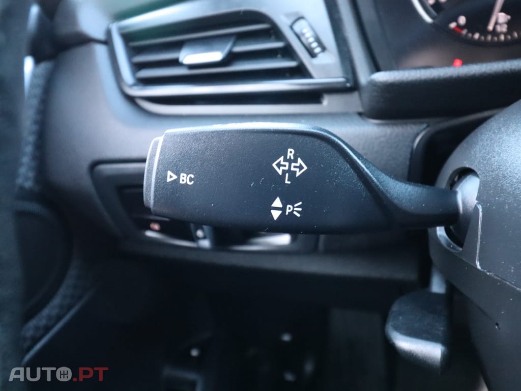 BMW 225 225xe Active Tourer advantage