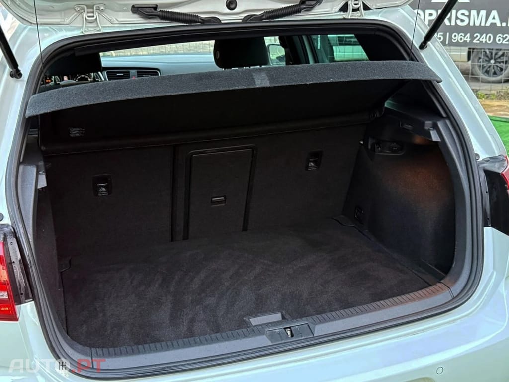 Volkswagen Golf 2.0 TSI GTI