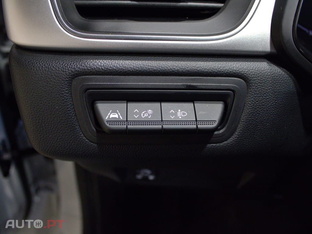 Renault Captur 1.0 TCe Techno Bi-Fuel