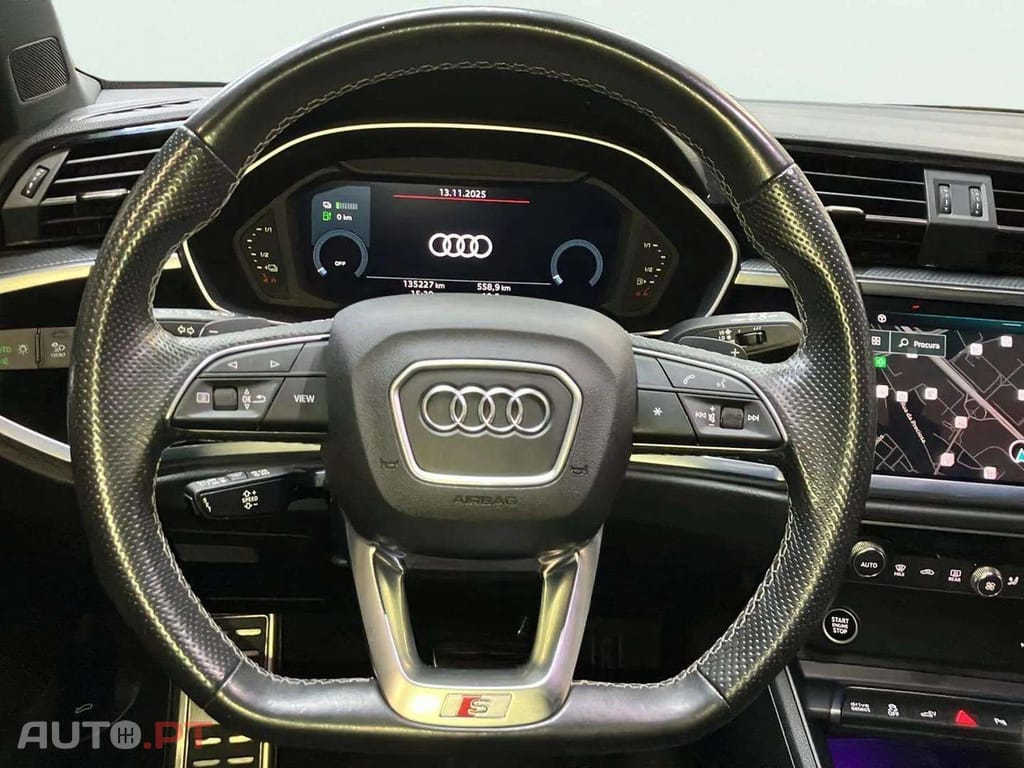 Audi Q3 45 TFSIe S line S tronic