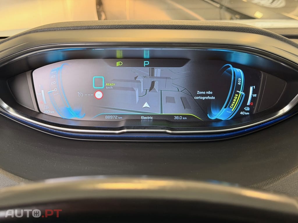 Peugeot 3008 1.6 Hybrid Allure Pack e-EAT8