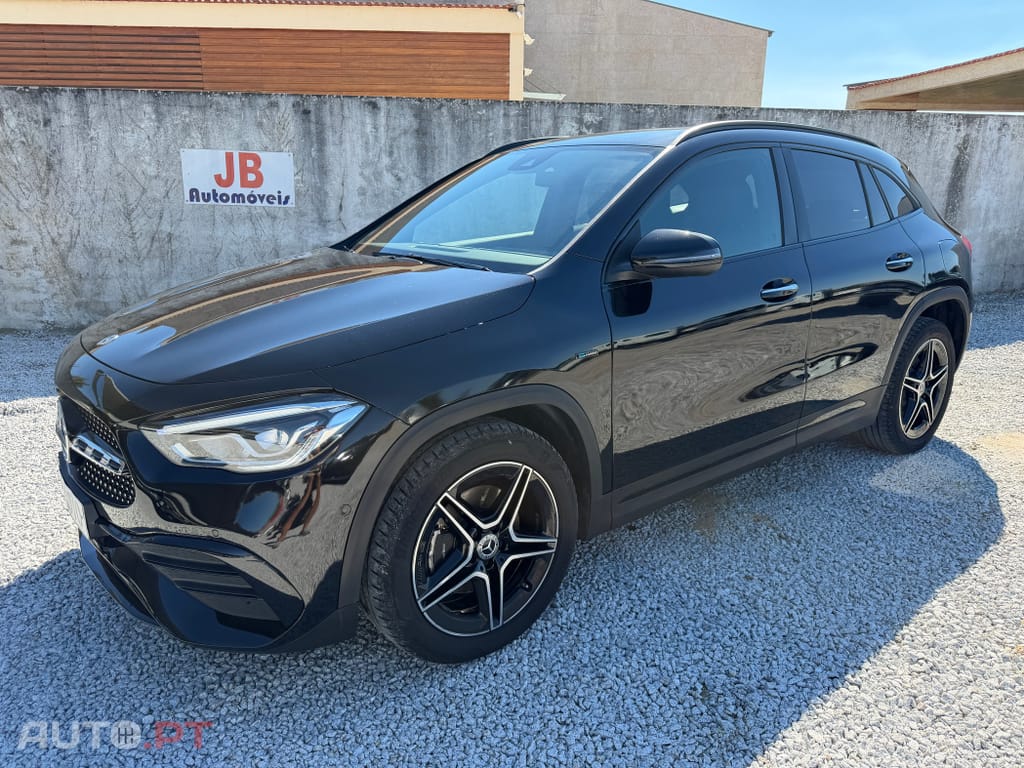 Mercedes-Benz GLA 250 e AMG Line