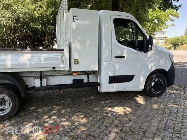 Renault Master bascula